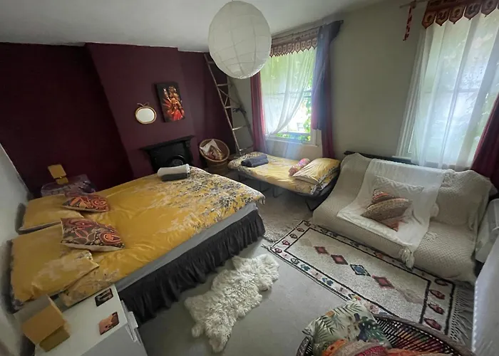 Homestay In The Heart Of Avalon
