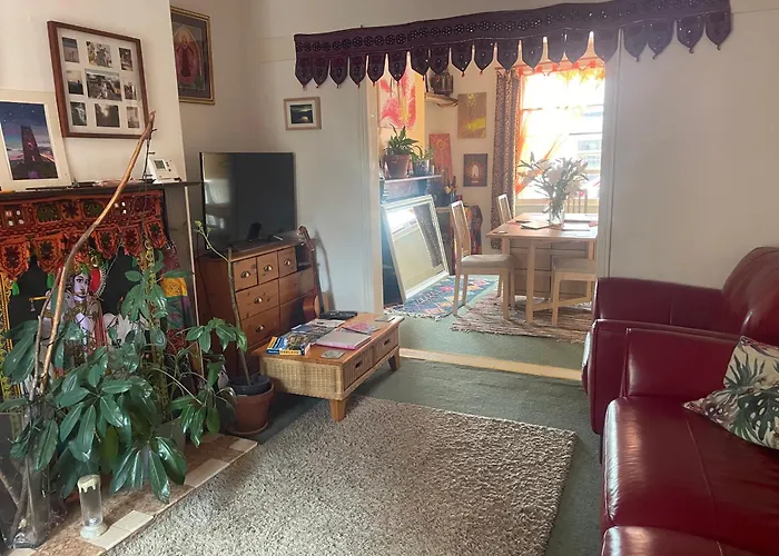 Homestay In The Heart Of Avalon