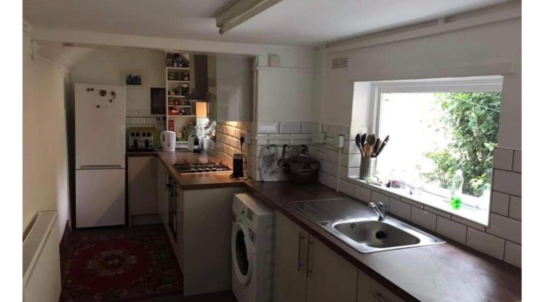 In The Heart Of Avalon Homestay